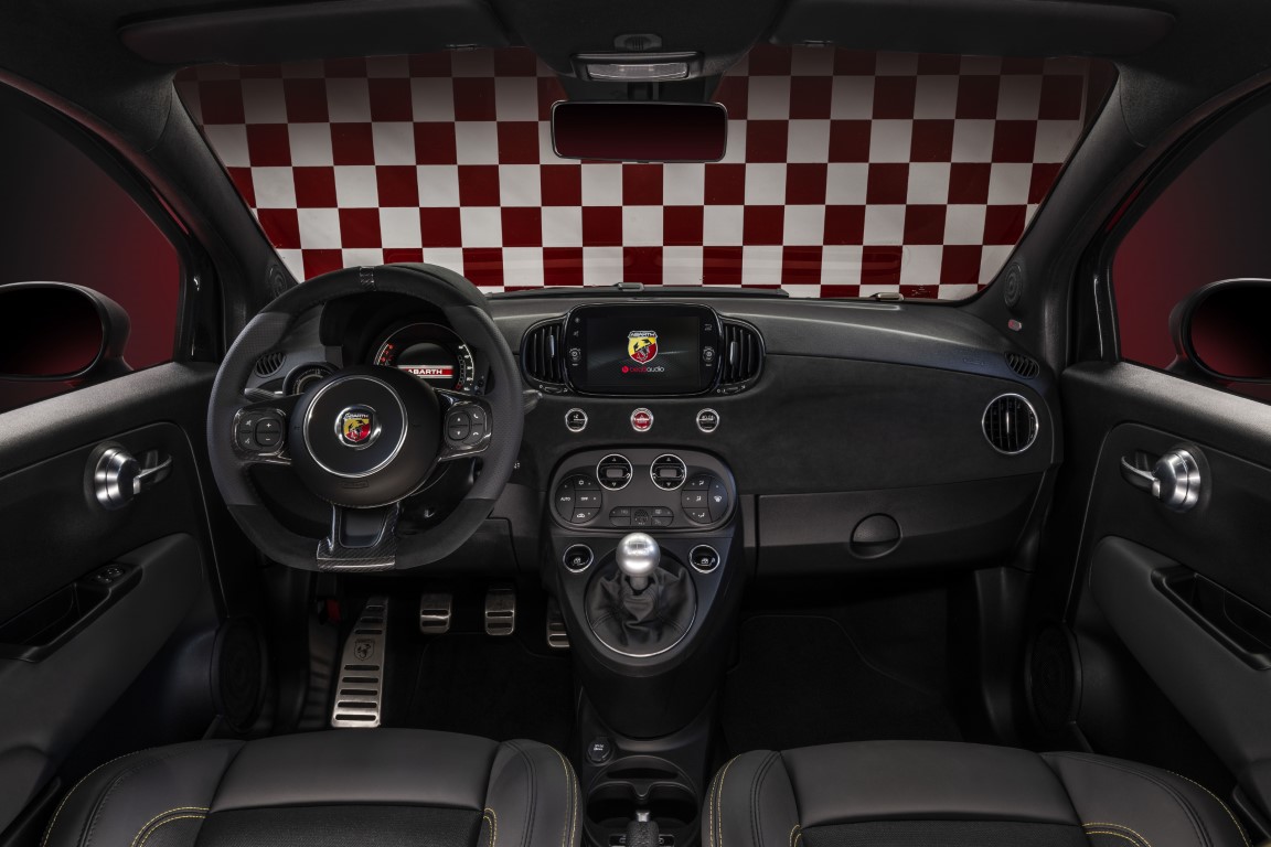 Abarth 695 75 Anniversario (Manual)